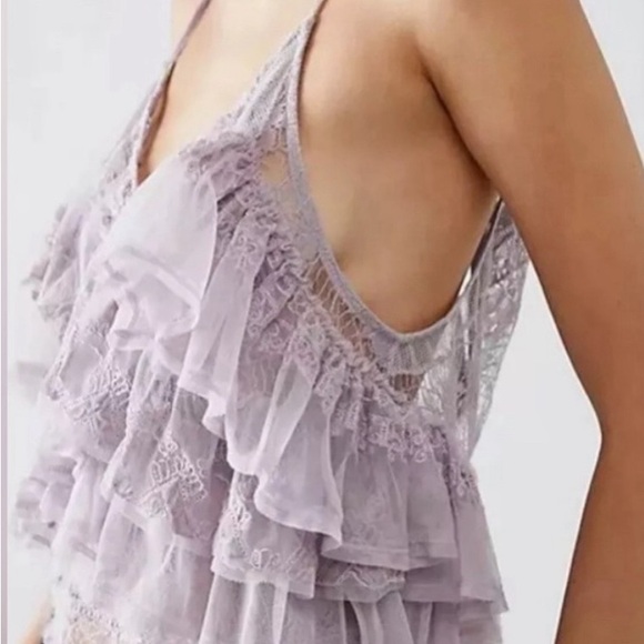 Free People In The Clouds Lace Ruffles Tiered Tank size large - Picture 5 of 6
